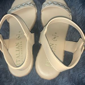Italian shoe maker very comfortable size 8 woman’s